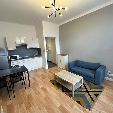 Montsejour - Superbe T2 Rénové Apartamento